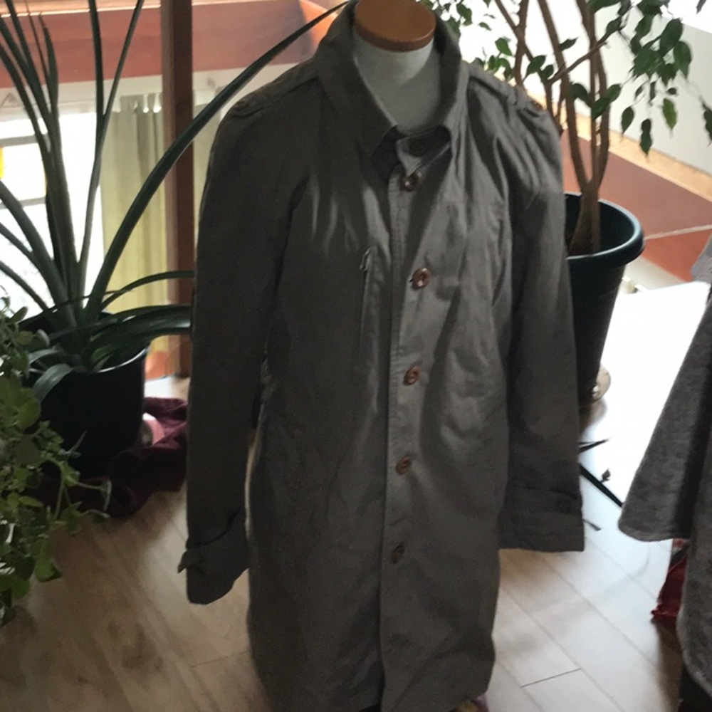 JOHNNYLOVE Trench coat